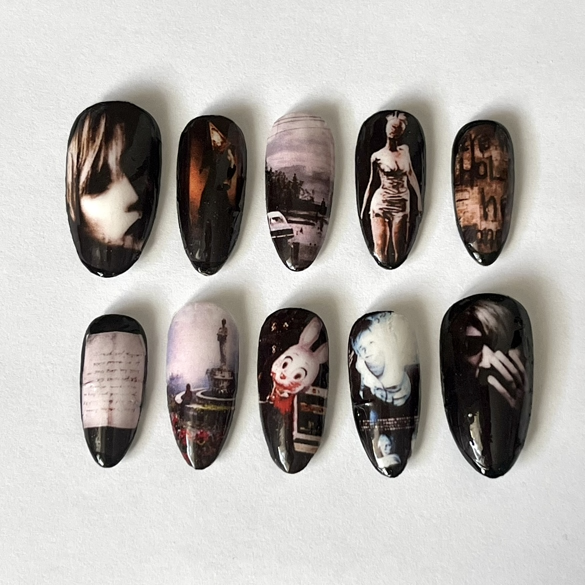 Silent Hill press-on nails
