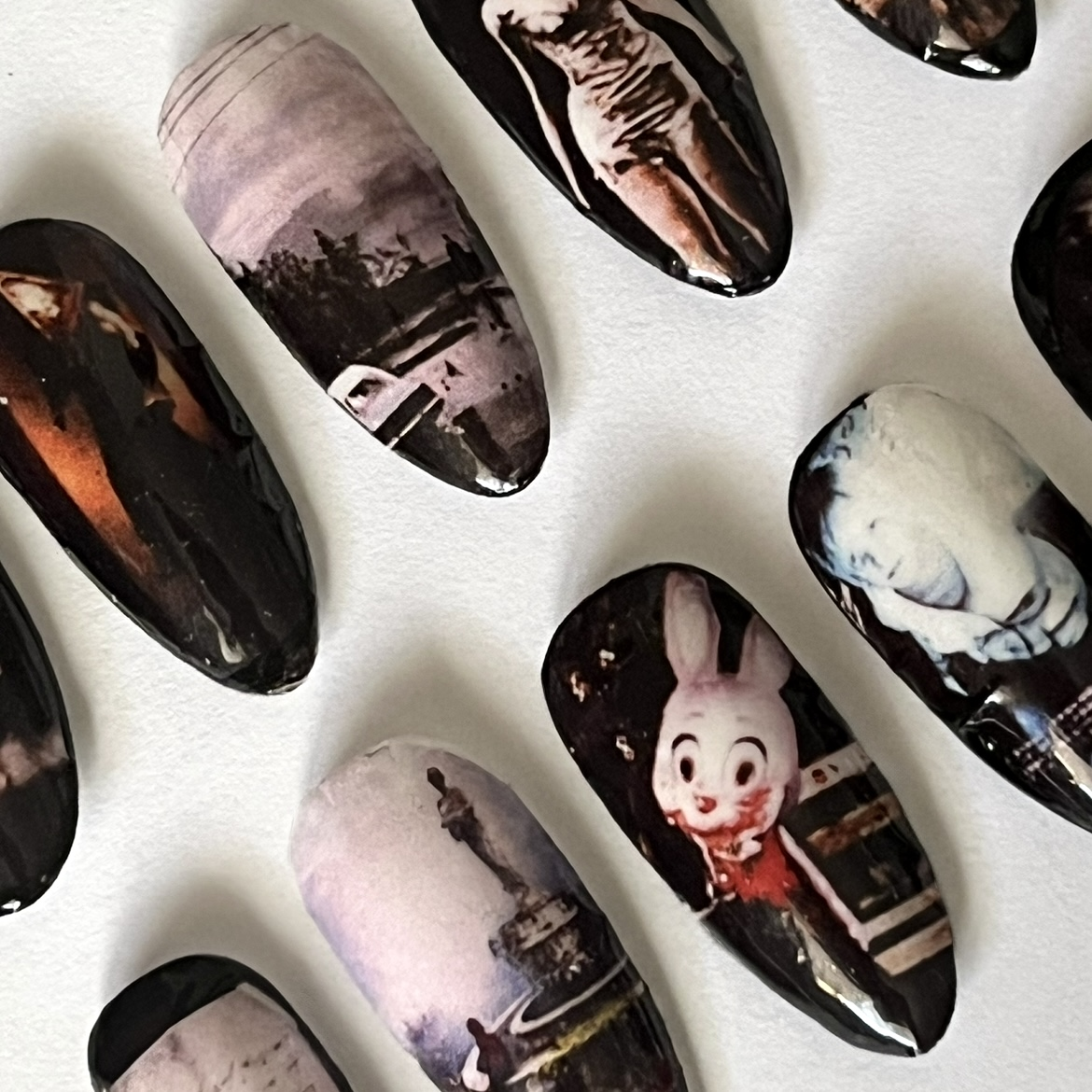 Silent Hill press-on nails