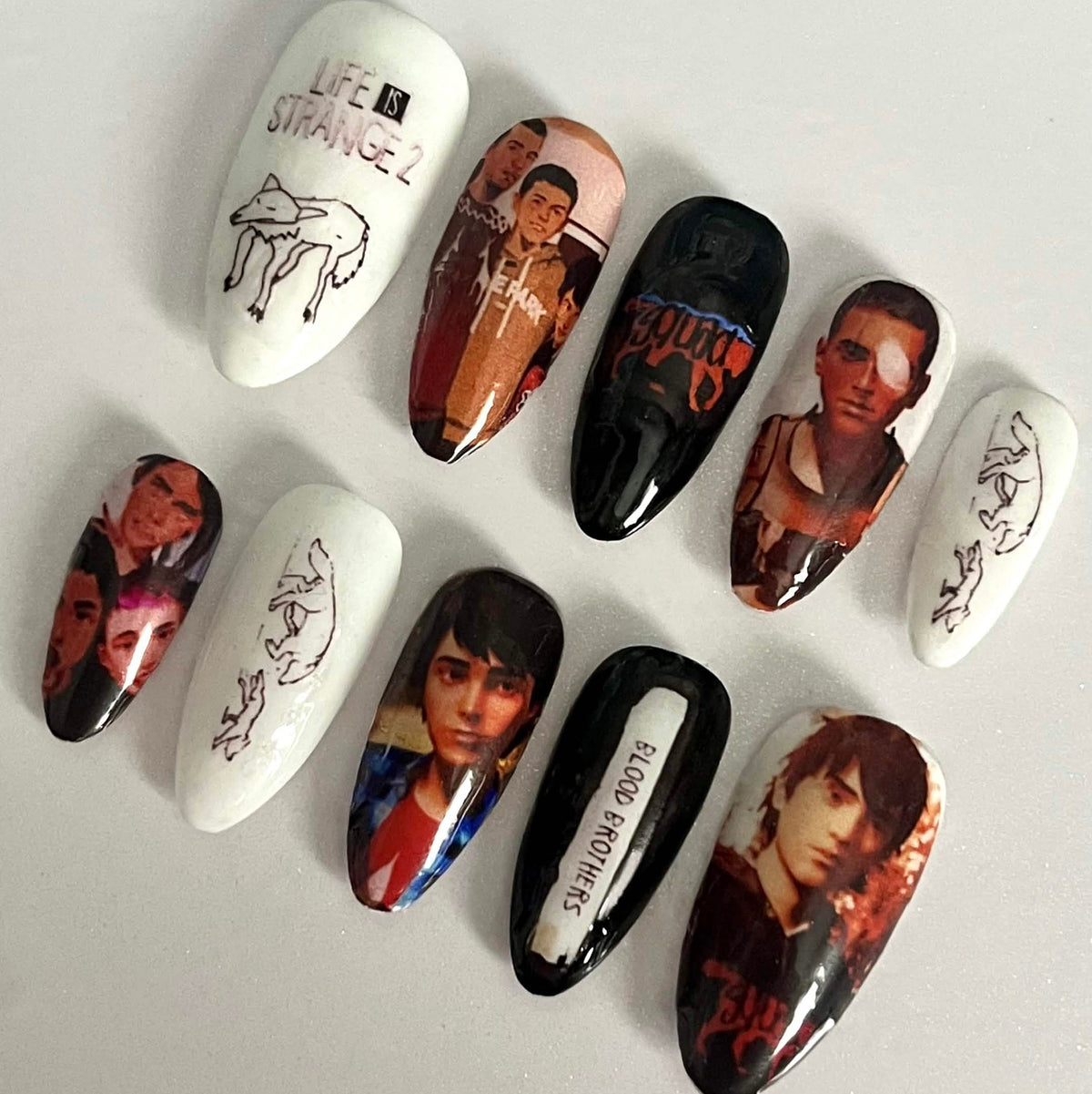 Life Is Strange 2 press-on nails