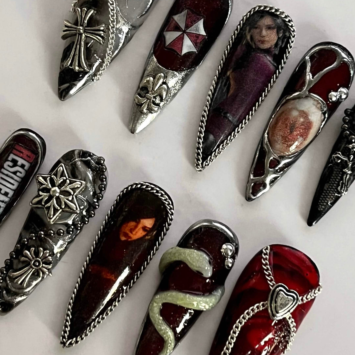 Resident Evil Ada Wong press-on nails