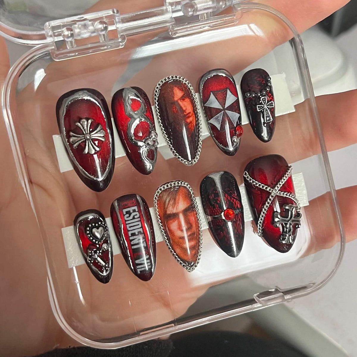 Resident Evil Leon Kennedy press-on nails
